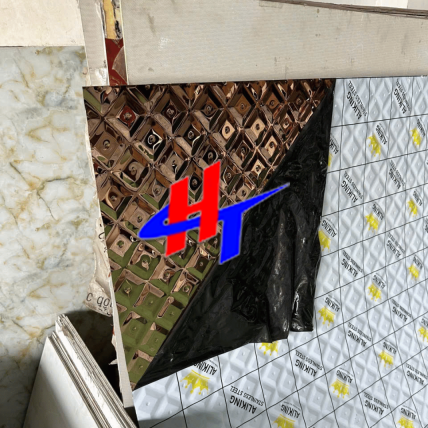 Tấm inox gợn sóng 18