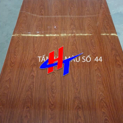 Tấm nhựa giả gỗ UB44