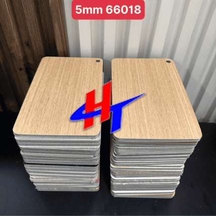 Tấm ốp than tre 66018
