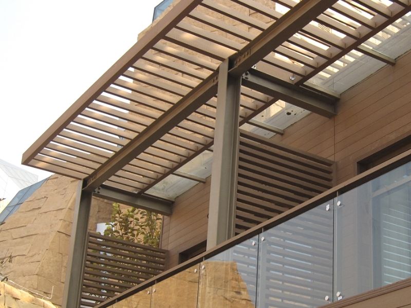 Cung Cấp Lam Cột Ngoài Trời Tại Sài Gòn