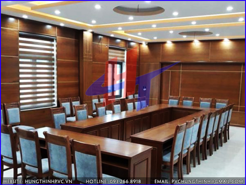 Mẫu tấm nhựa giả gỗ trang trí văn phòng họp - 042