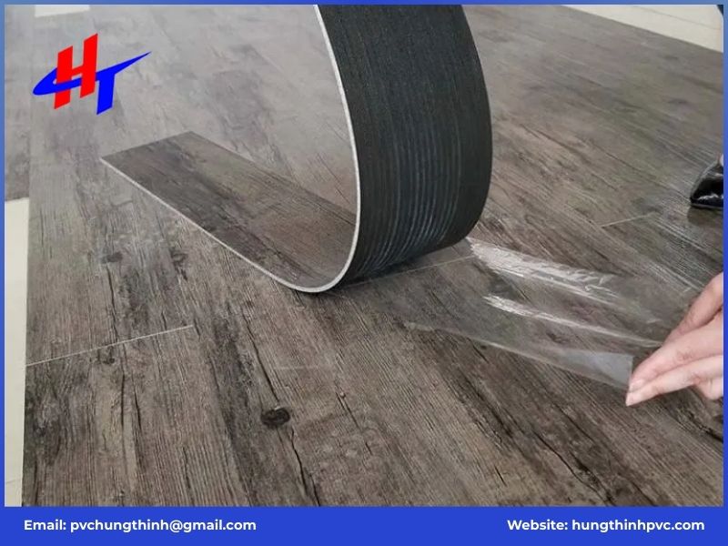 Các loại sàn dán phổ biến hiện nay tại Sài Gòn