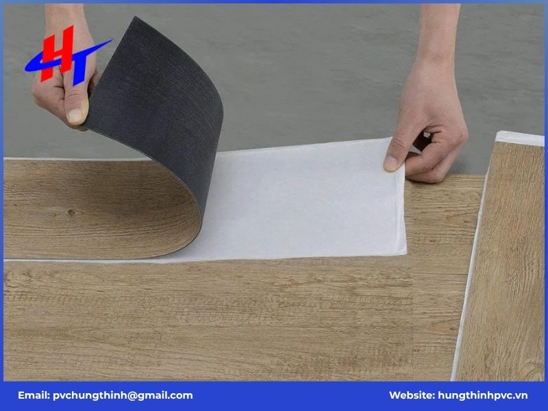 Các loại sàn nhựa dán keo phổ biến hiện nay