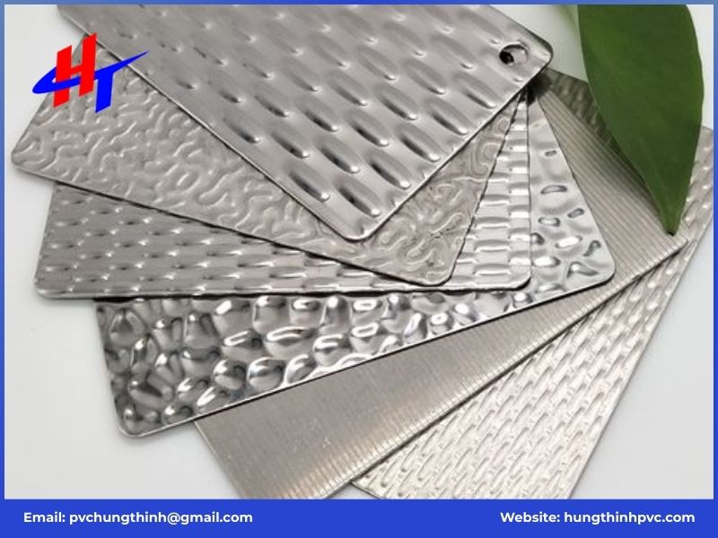 So sánh tấm inox phẳng và tấm inox gợn sóng