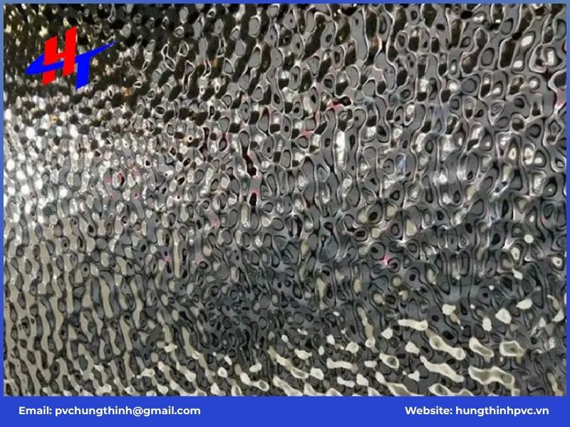 Ứng dụng của tấm inox phẳng/gợn trong thiết kế và xây dựng